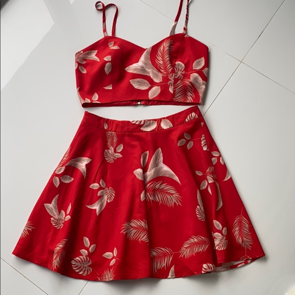 Two piece set